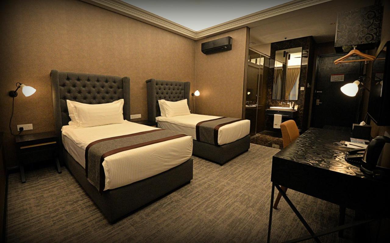 1969 Business Suites Bandar Botani, Ipoh Buitenkant foto
