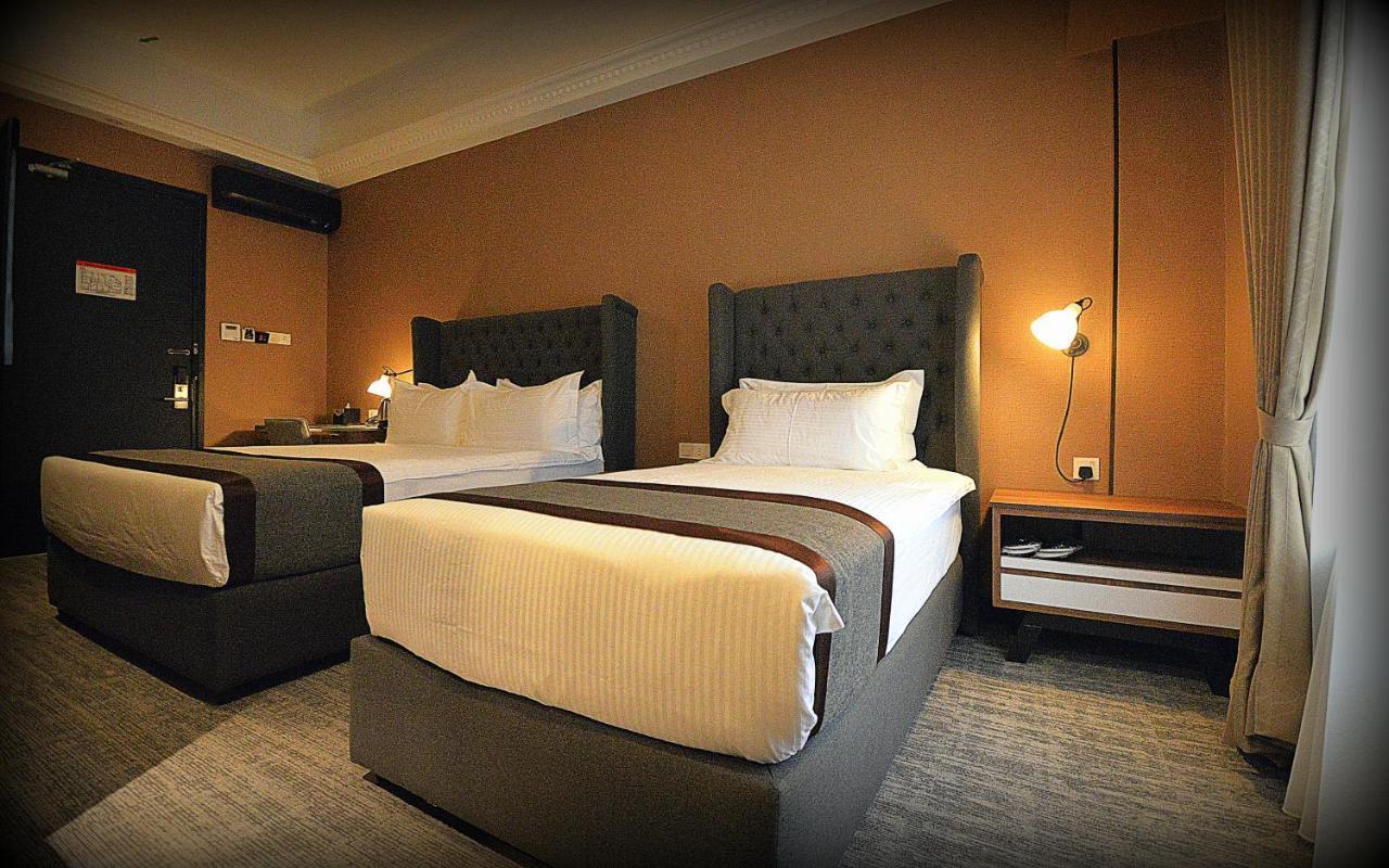 1969 Business Suites Bandar Botani, Ipoh Buitenkant foto