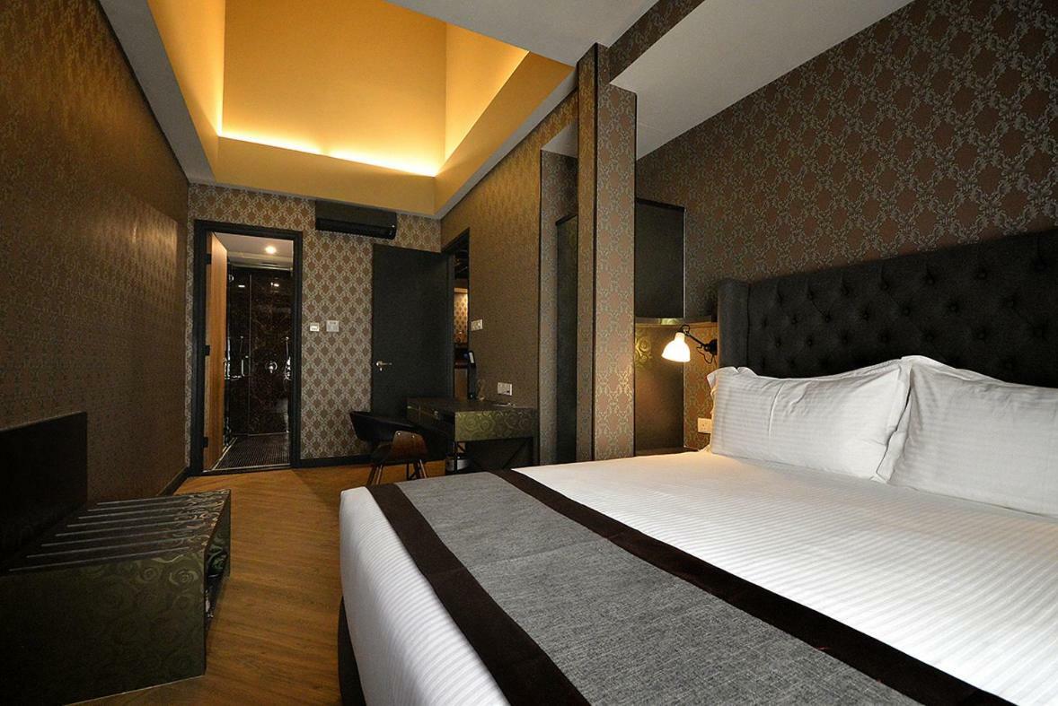 1969 Business Suites Bandar Botani, Ipoh Buitenkant foto